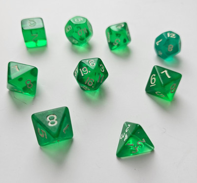 VINTAGE RARE DUNGEONS & DRAGONS AD&D Original Old Game 9 pc Dice Set D 20 Green