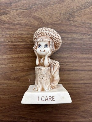 R W berries Co figurine 1976 I Care #9106 girl 5'' vintage bonnet