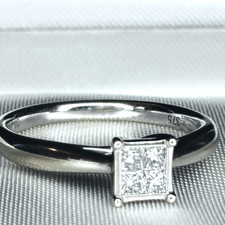 9ct Gold Diamond Princess Solitaire Ring 3.5 Grams Size P