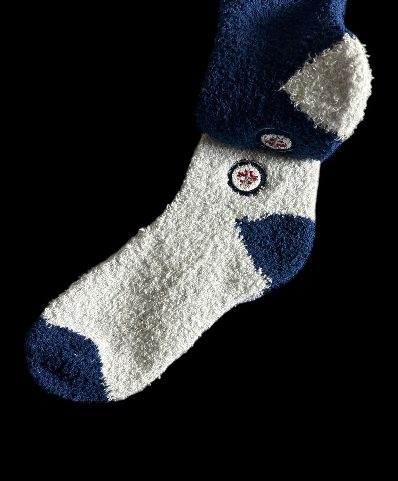 2 PAIR WINNIPEG JETS NHL HOCKEY LOGO TEAM SOCKS 2 PAIR SET One Size - Image 2 of 3