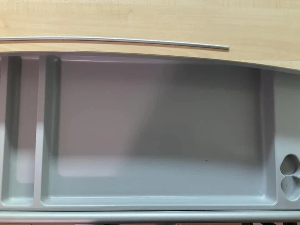 Schreibtisch Scout für Kinder Höhenverstellbar mit Schublade sehr guter Zustand - Bild 3 von 4