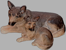GERMAN SHEPHERD MOTHER AND PUPPY FIGURINE 13.25 x 8.75 x 8.0 in. 1990 by HOMCO