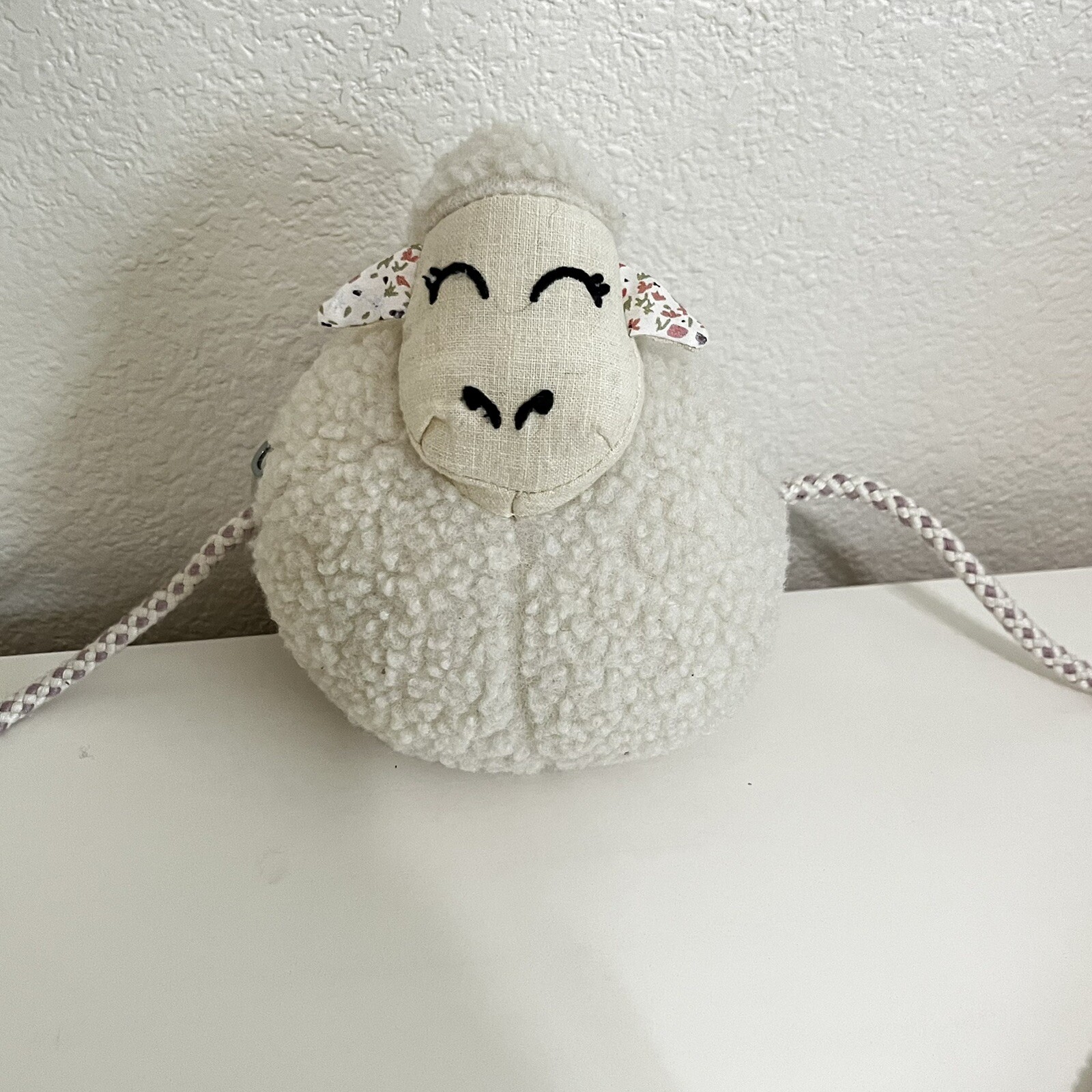 Zara Girls Kids Plush Lamb Sheep Crossbody Purse Small thumbnail 2