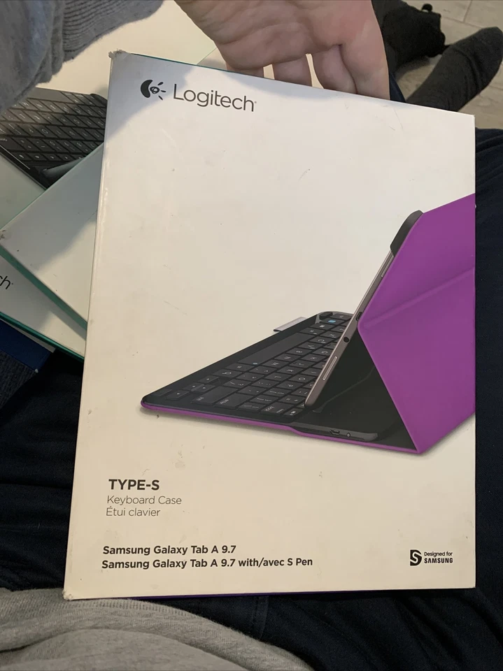 Logitech Type-S Keyboard Case for Samsung Galaxy Tab A 9.7, Black & Violet - Image 4 of 4