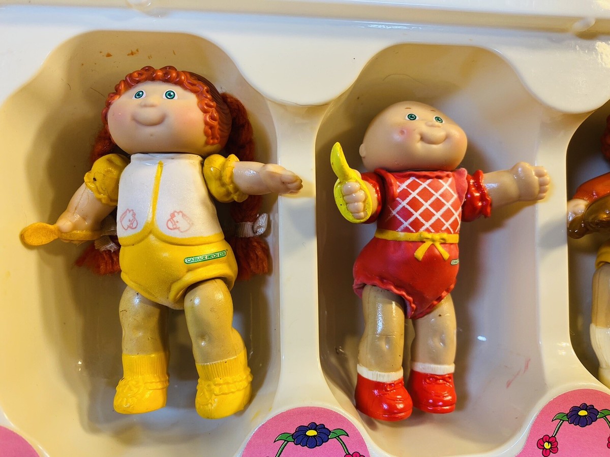 Vintage 1984 Cabbage Patch Kids Brag Bag W/8 Figures Mini Dolls | eBay