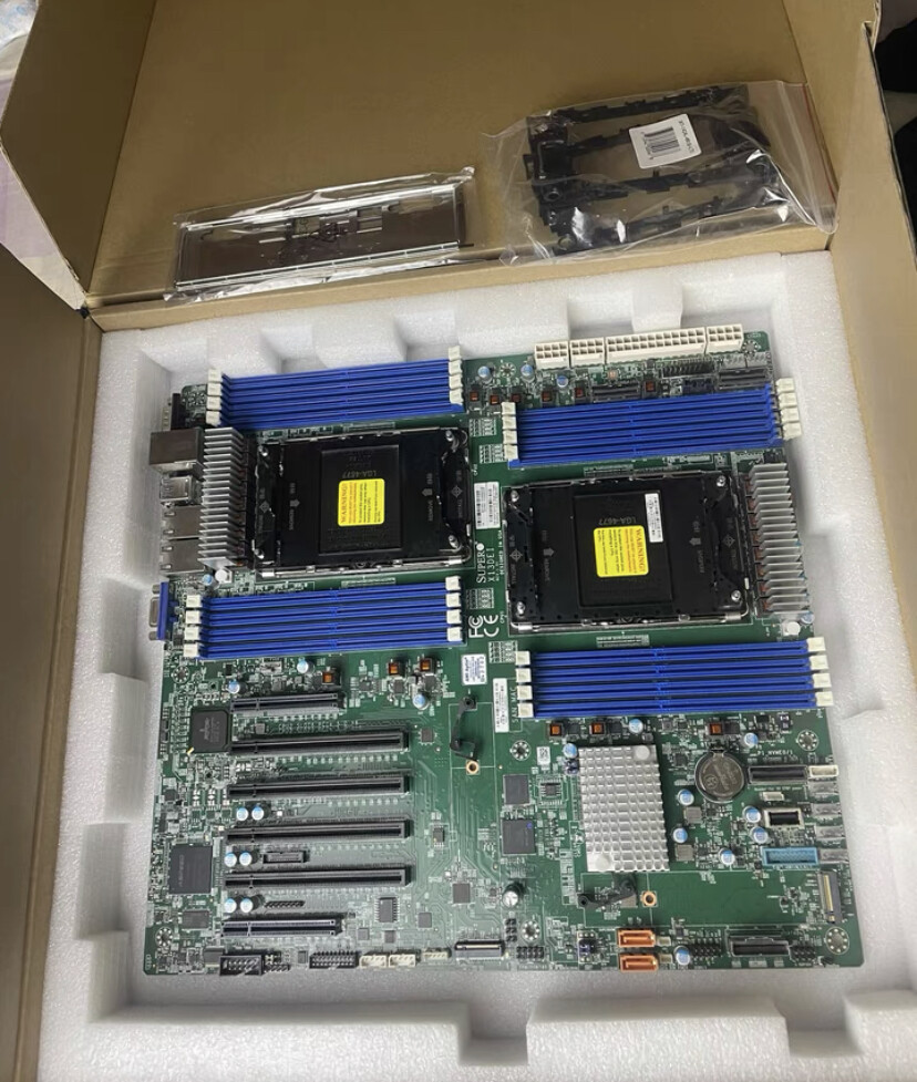 Supermicro X13DEI MB lga4677 +2x Intel Xeon Platinum 8490H QS 60C