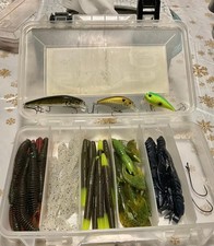 Lot of Worms {high end} & Lures w/ Box Worms/Crawfish/Wiggle Fish✨✨✨✨