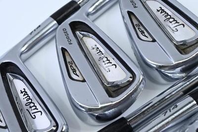 Titleist AP2 714 Eisen / 4-PW / Stiff Flex Dynamic Gold S300 Schäfte