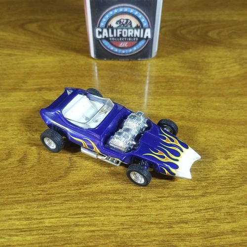 Hot Wheels Vintage 100% Invader Purple Real Riders RR Premium Display Case 2001
