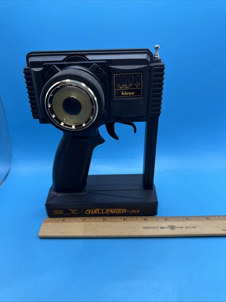 Hitec Challenger-260 Digital Radio Control No Charger. Untested - Image 3 of 4