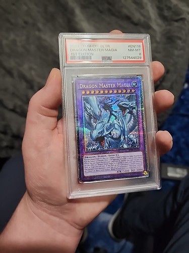 Dragon Master Magia (Quarter Century Secret Rare) BLTR-EN118 1st Edition. PSA 8 - Picture 4 of 18