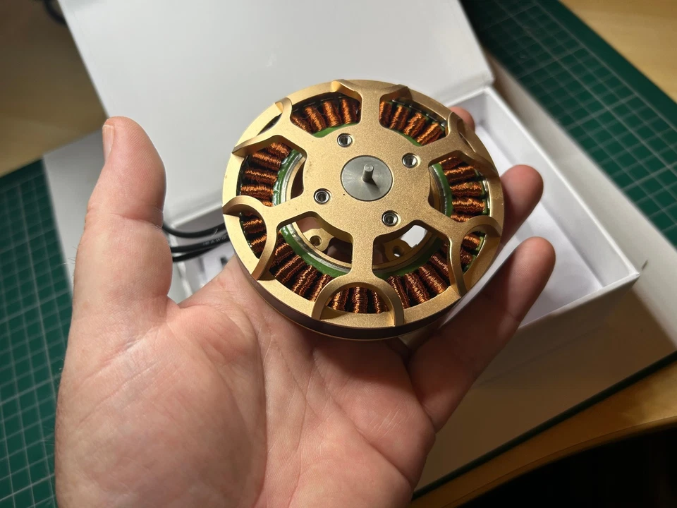 EaglePower LA8308 90KV Brushless Motor - Unused - Image 3 of 4