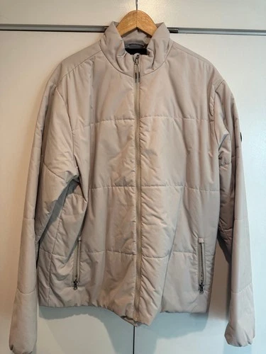 Vuori Puffer Jacket Mens XXL White Eggshell Used Good Condition Minor Stain - product listing photo