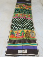 BELLE ET GRANDE ÉCHARPE. FOULARD LANVIN EN SOIE. 140/40 CM