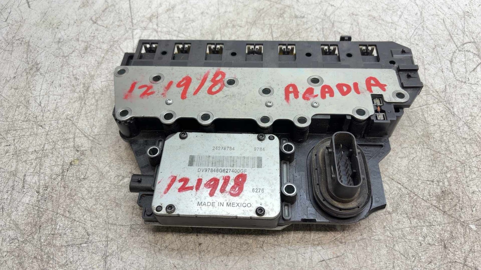 2017 2018 2019 GMC Acadia Transmission Main Control Valve Body 24249346
