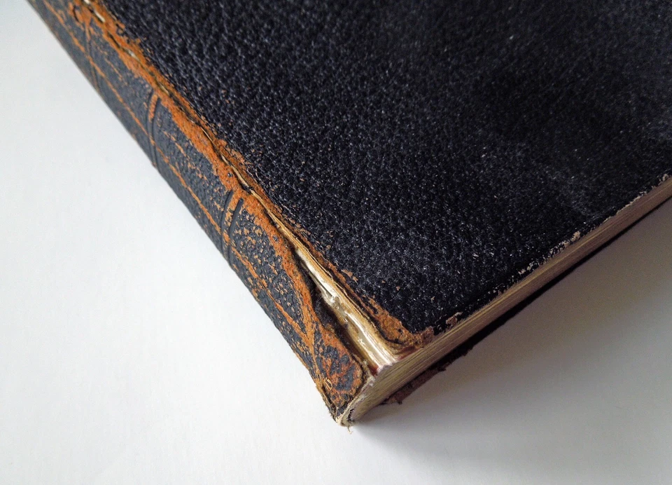 The Complete Works of Shakespeare - 1928 sc, Oxford University Press - Image 4 of 4