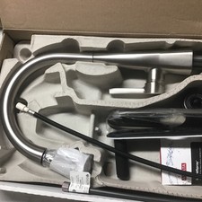 Delta Lenta Pull-Down Kitchen Faucet Spotshield Stainless New