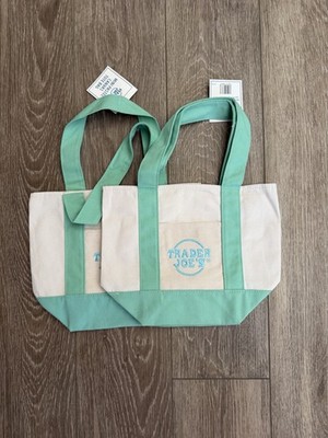2026 Trader Joe s Viral Mini Reusable Canvas Tote In Pastel Green
