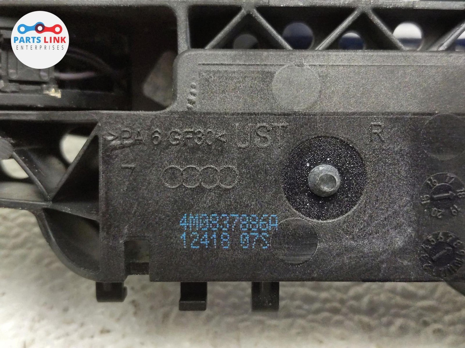 Bentley Bentayga 2016-2020 FRONT+RIGHT+OUTER Exterior door handle