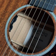 Martin D-10E-01 Akustikgitarre Sapele Korpus Fishman Tonabnehmer