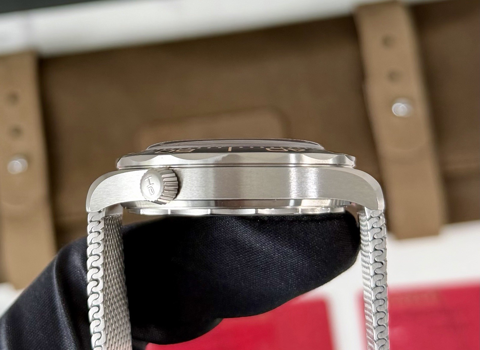 OMEGA Seamaster Diver 300M NTTD 007 210.90.42.20.01.001 2025 Complete Set 42mm image 4