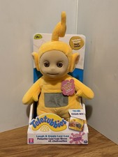 TELETUBBIES 13" LA LA PLUSH DOLL, UK version NEW ORIGINAL PACKAGING COLLECTABLE