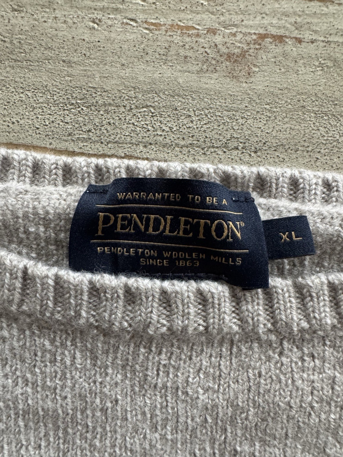 Pendleton Wool Gray Black Southwestern Aztec Pull… - image 5