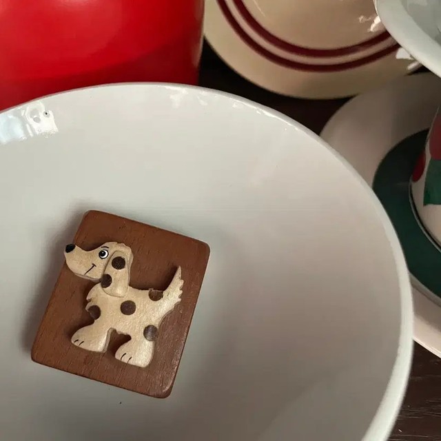 Vintage US Wooden Pencil Holder with Dog Design - Used as Decor