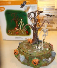 Department 56 Halloween Taking Bones For a Walk ~ Doesn't Rotate but lights work