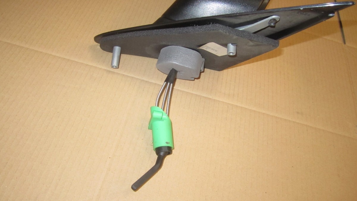 Ford Mondeo I MK1 Aussenspiegel rechts mechanisch NOS Ford OEM  