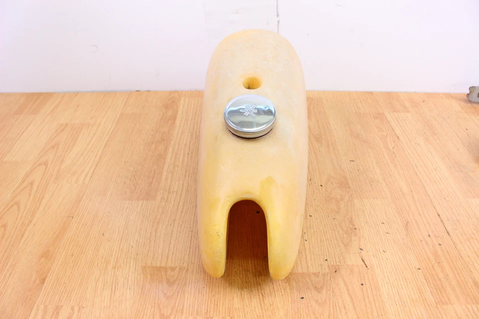 1970 YAMAHA RT1360 Gas Tank Fuel Aftermarket - Image 4 of 4