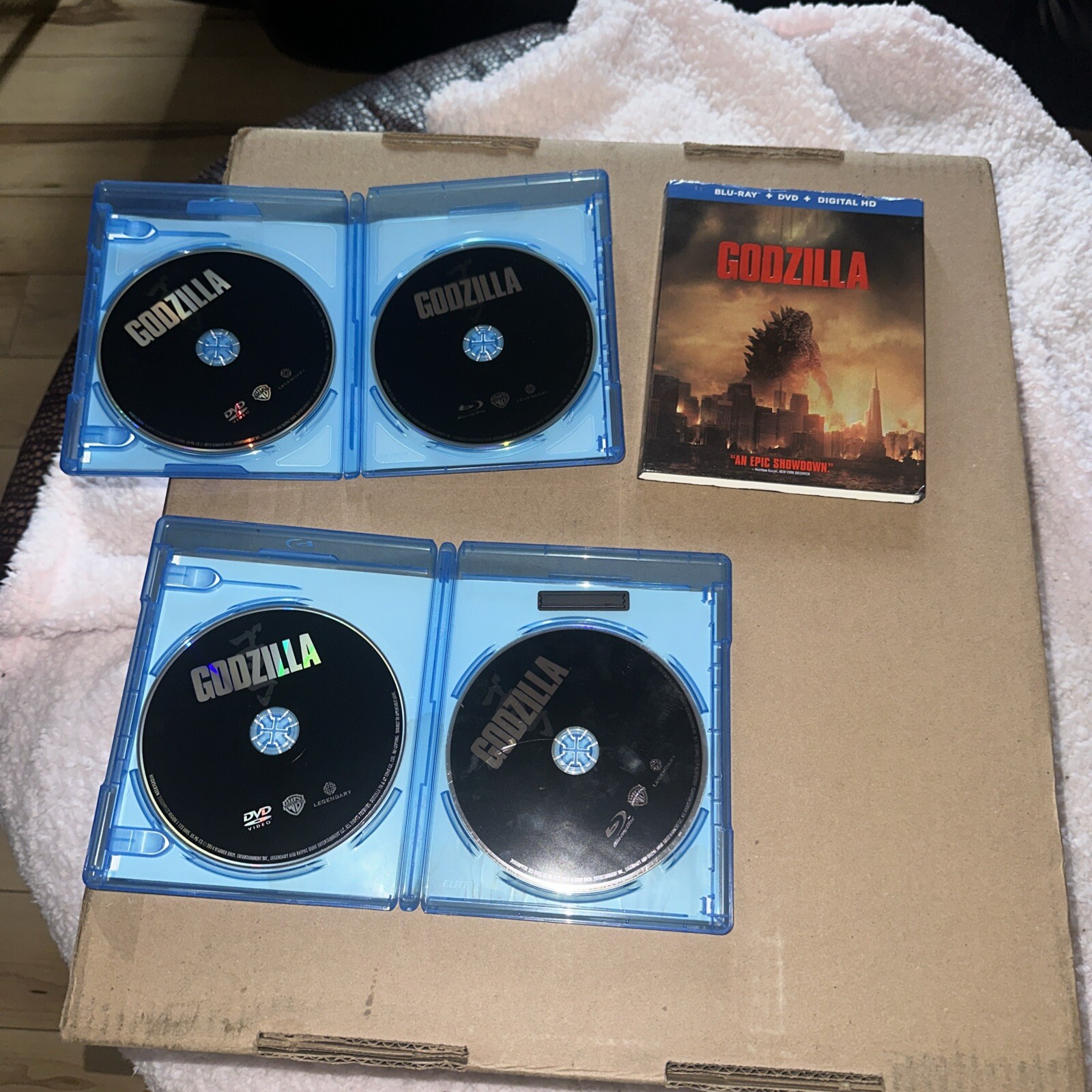 Godzilla 2014 Blu-ray Movie Action Sci-Fi Ultimate Edition