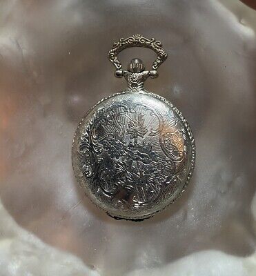 Pocket Watch Louis Jourdan Classique Silver Toned Squared Pocket Watch Louis Jourdan Classique Silver Toned Squared