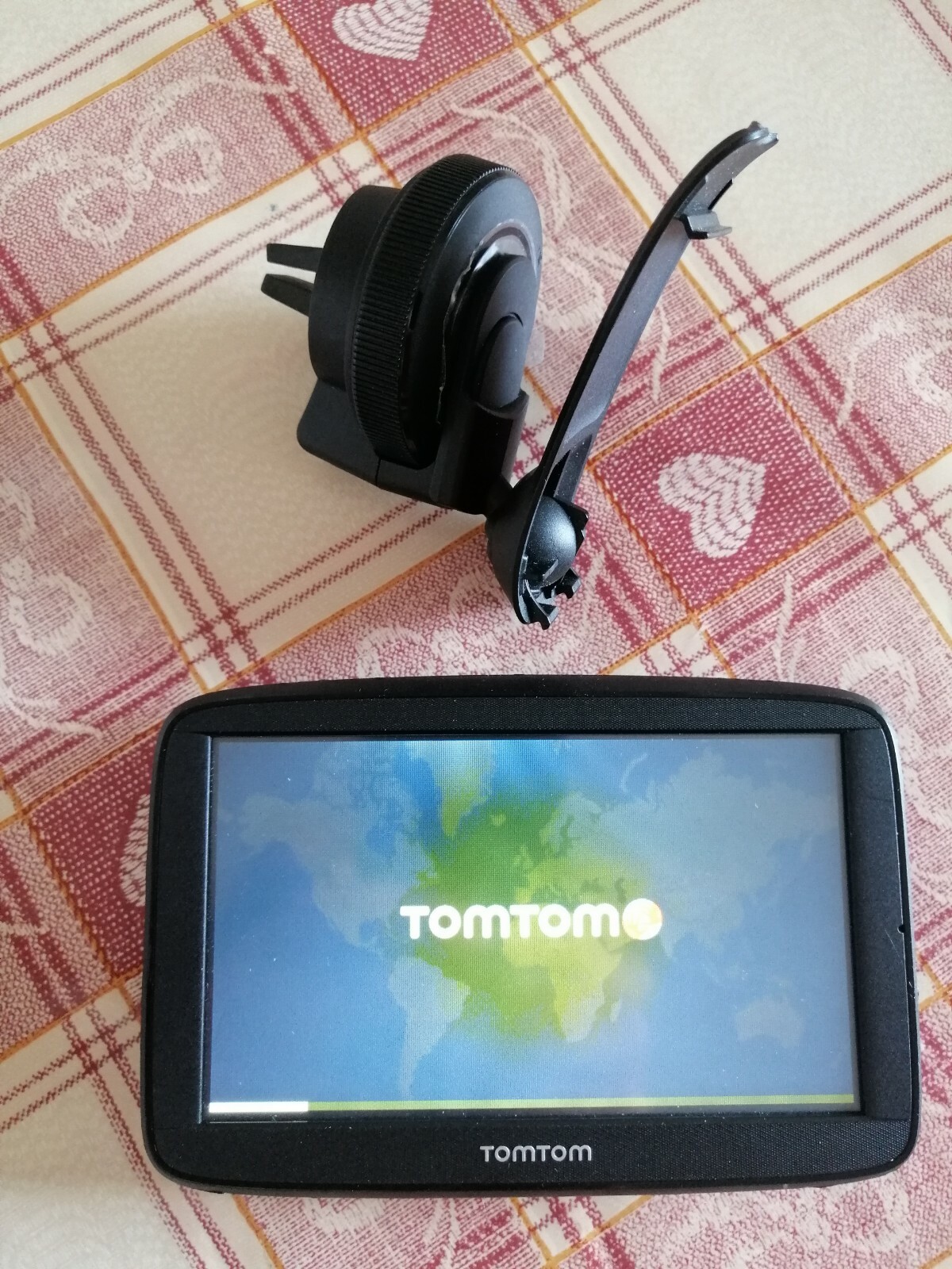 Ventosa Parabrezza Gps Supporto Ventosa Per TomTom ONE XL E XLS - Aggancio Saldo Per Parabrezza, Nero Portabagagli Tetto Auto Thule Ventosa Parabrezza Gps Supporto Ventosa Per TomTom ONE XL E XLS - Aggancio Saldo Per Parabrezza, Nero Portabagagli Tetto Auto Thule