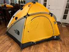 The North Face Stormbreak 2 Person 3 