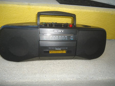 SONY CFS-B15 AM/FM CASSETTE BOOMBOX RADIO WORKS