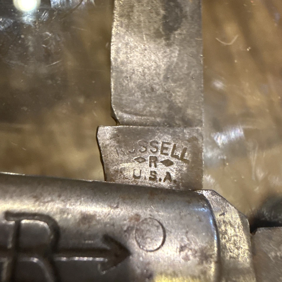 DE COLECCIÓN RUSSELL FLECHA RÍO VERDE EE. UU. HUESO BARLOW DOS HOJAS MUY ANTIGUAS. Foto 3 de 4