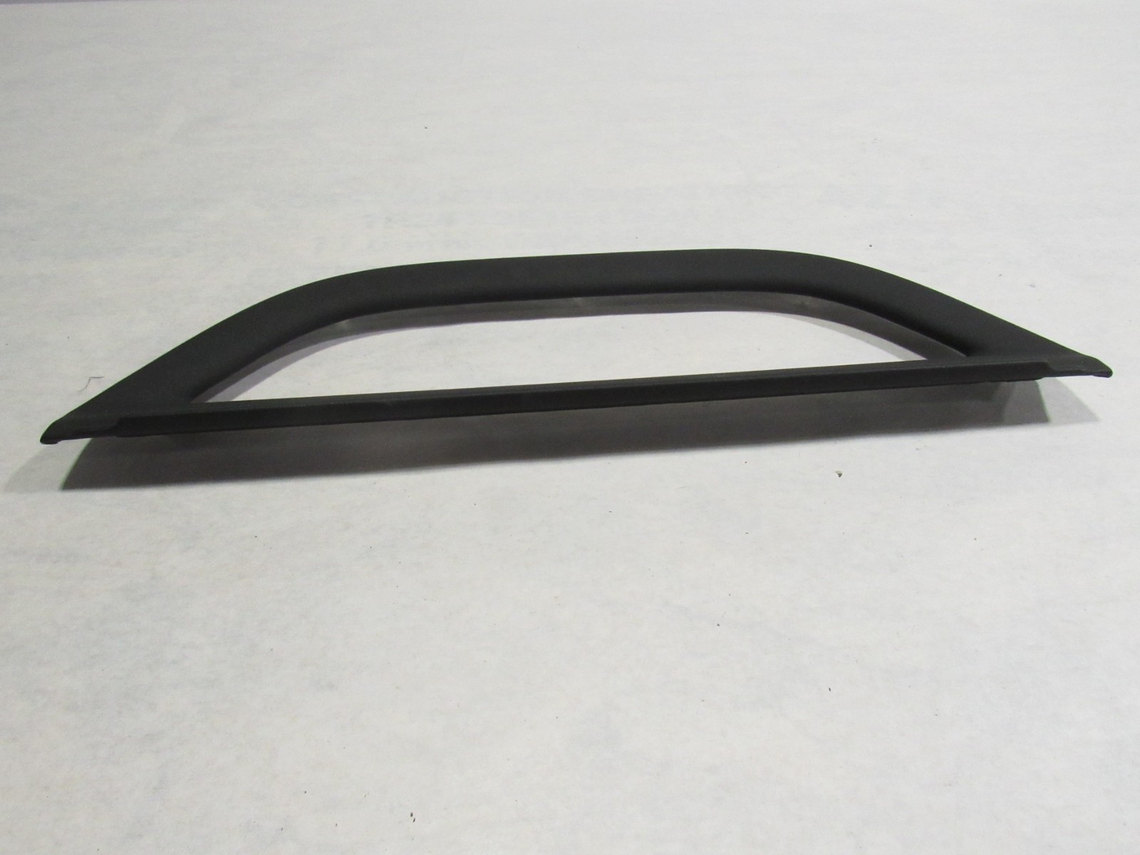 20-23 McLaren GT 2021 Rear Luggage Loop Trim Cover Panel ;:Y