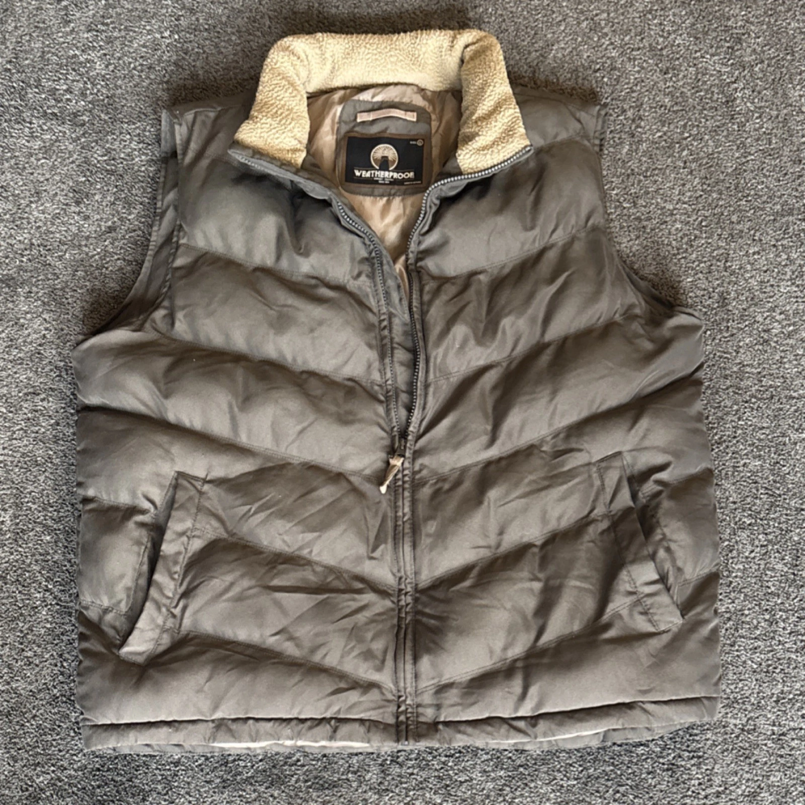 WEATHERPROOF Quilted Brown Mens Puffer Vest w Full Zip and Pockets (L)