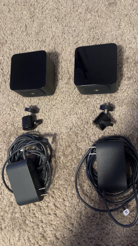 2 HTC Vive SteamVR Base Station 1.0