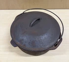 Lodge Dutch OVEN Cast Iron POT #8 DO MADE IN USA W/Self Basting Cover 6Qt