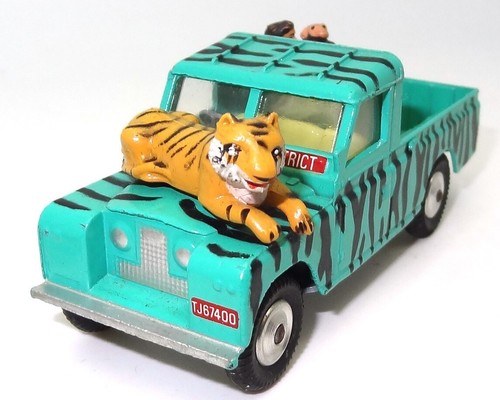 CORGI GIFT SET NO. 7 & 14 DAKTARI LAND ROVER- WITH ALL FIGURES - ORIGINAL - MINT - Picture 5 of 6