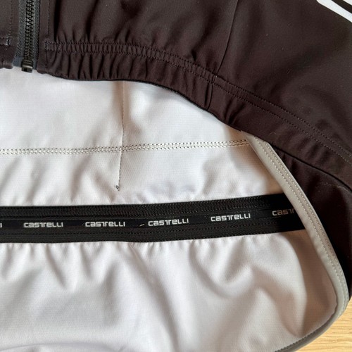 Chaqueta de lluvia Mercedes-Benz Castelli Pro Fit (negra) - talla LG - Imagen 4 de 4