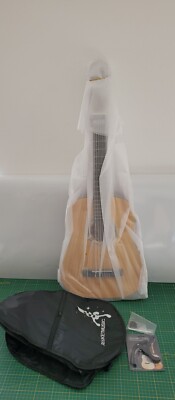 Rocket Classical Guitar Starter Pack 3/4 Size XF201CN