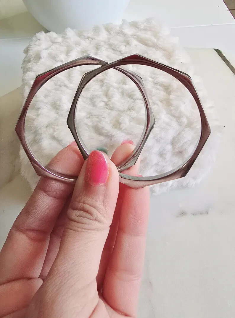 Silver tone geometric octagonal stackable bangle … - image 3