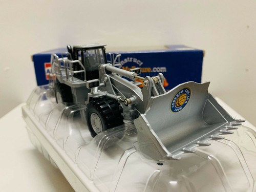 Norscot AEM Limited Edition Wheel Loader Collectible 1:64 Die-Cast Scale Model - Picture 8 of 9