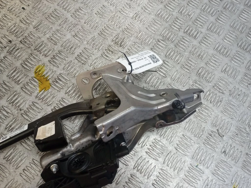 UNIDAD DE MONTAJE DE PEDAL DE FRENO FORD FOCUS C-MAX 2013-2018 AV612467/6PV010368-86 - Imagen 2 de 4