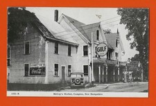 Campton, NH, pc de McCoy GULF SERVICE STA, enseigne Coca Cola, wagon woodie ca 1950
