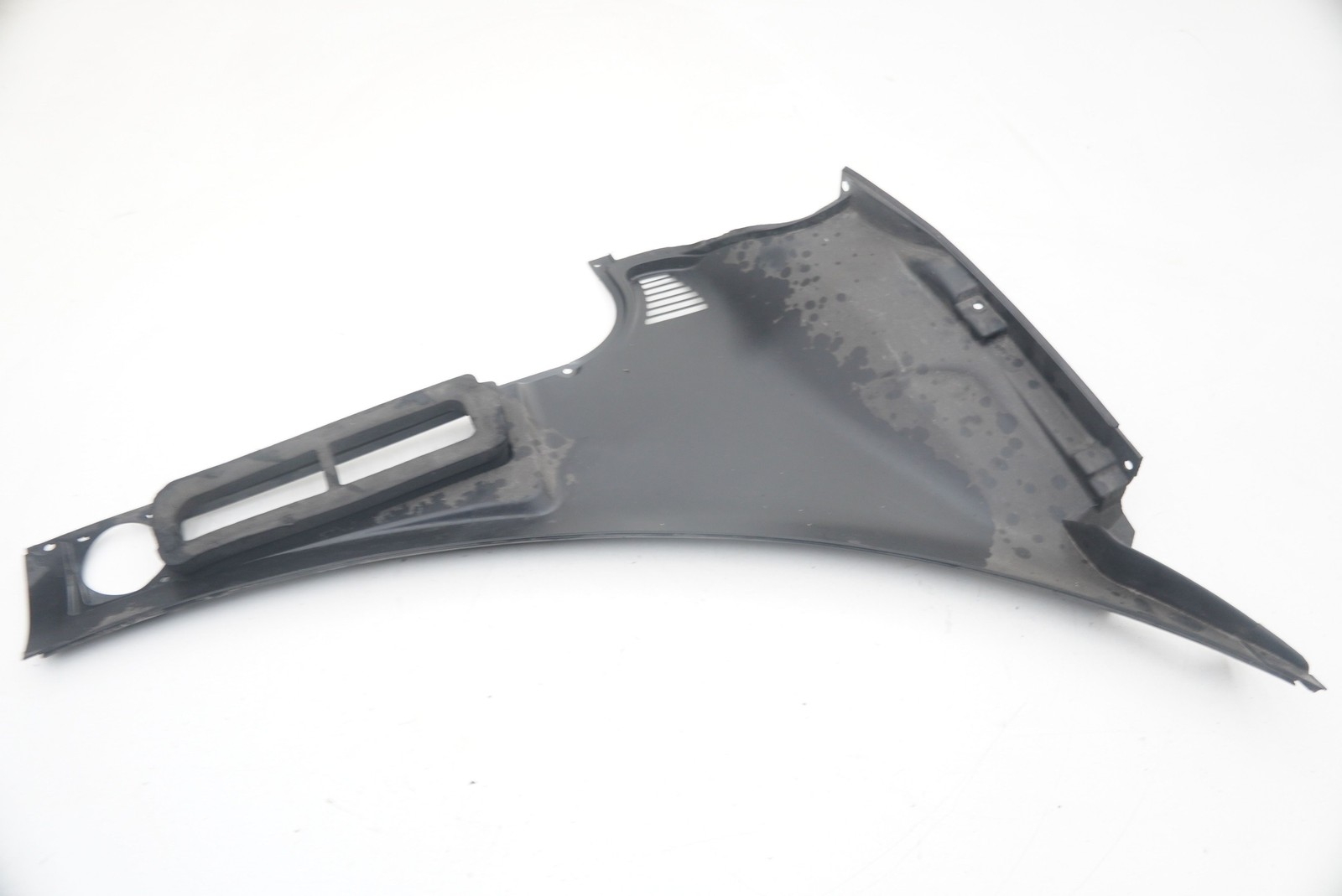 Front Right Windshield Cowl Air Vent Panel Cover 83638000 Ferrari 458 Challenge