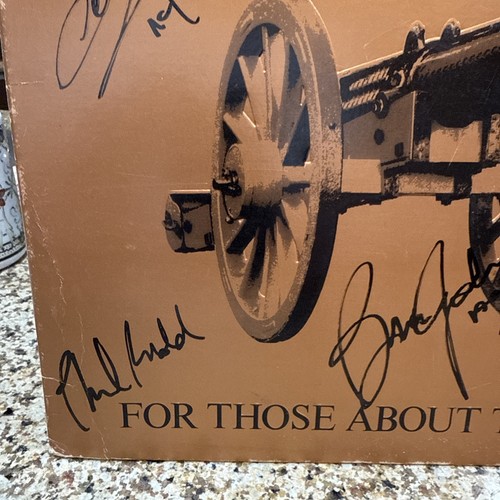 ACDC For Those About to Rock LP Originally Autographed By 5 Members - Picture 3 of 8